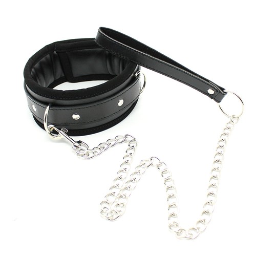 ❤ Colliers BDSM - Collier et laisse noir et dentelle blanche BDSM